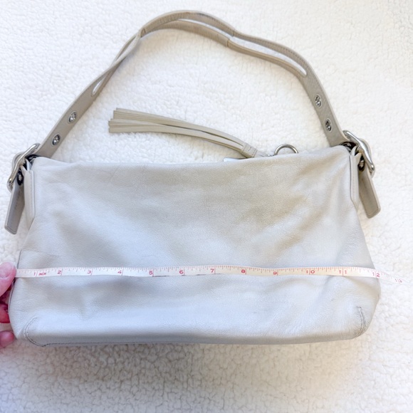 DNB - Picture 12 of 13